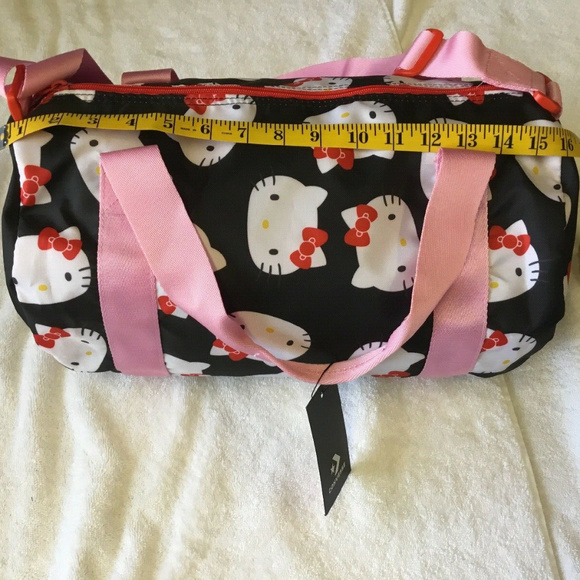 hello kitty duffle bag converse